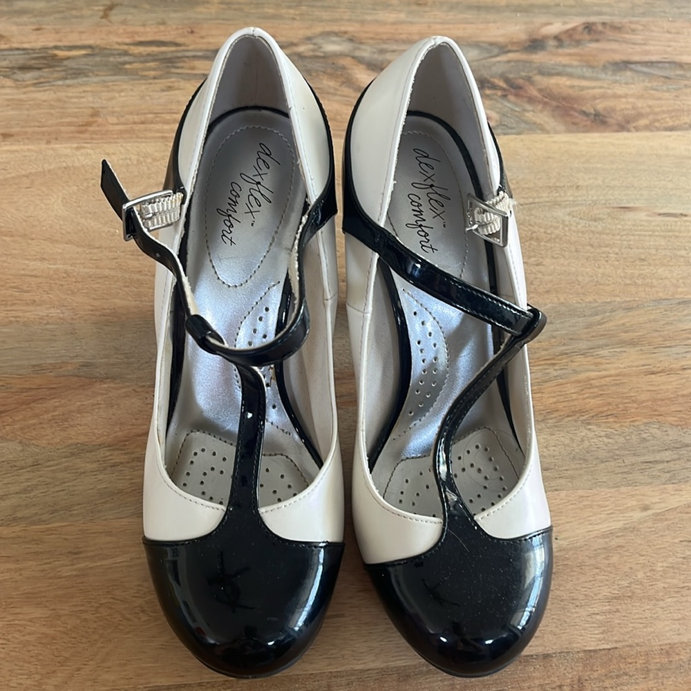 Dex Flex Comfort Women’s Black & Ivory Patent-Look Mary Jane Pumps; Size 7 - Picture 3 of 5